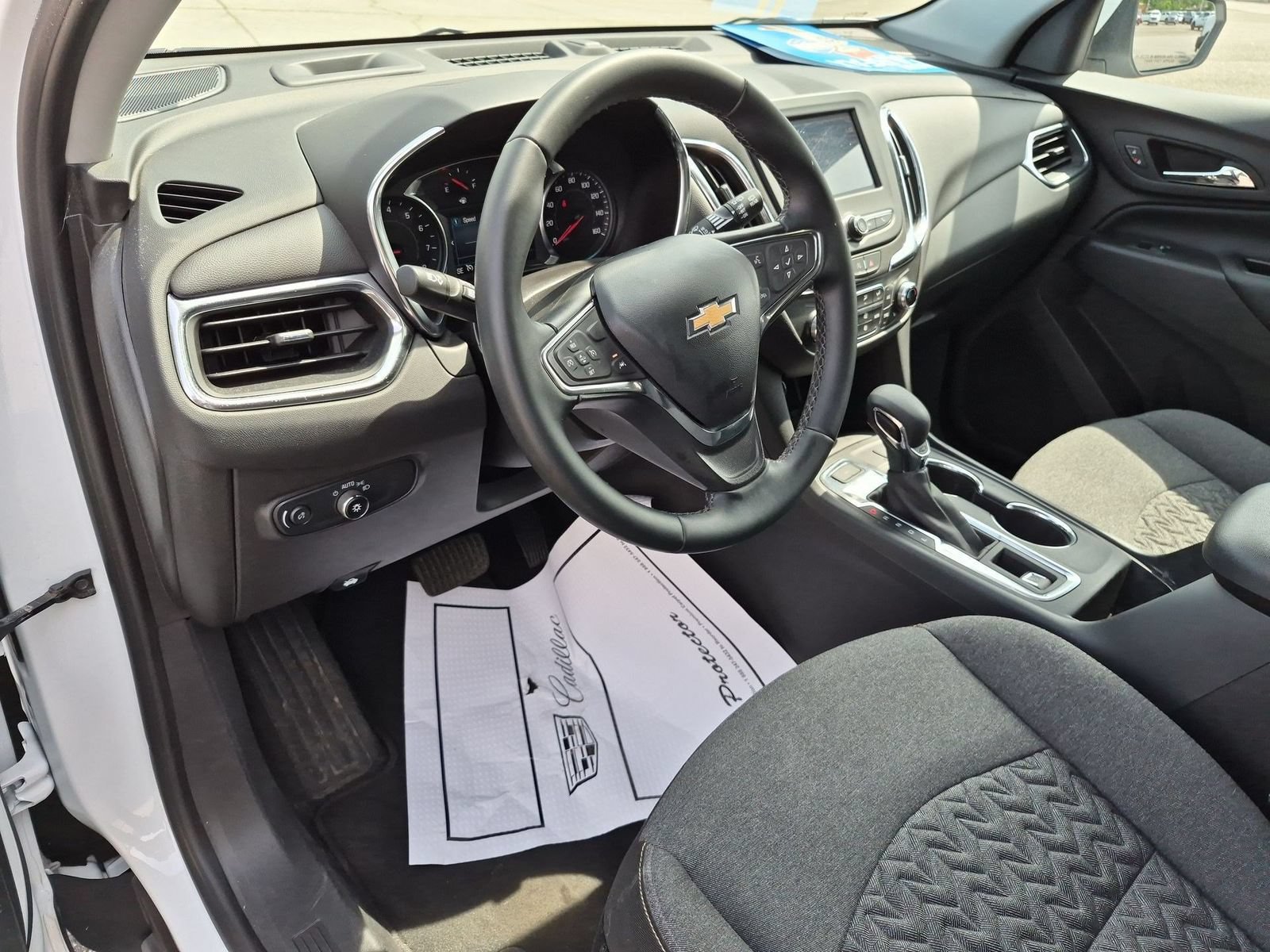 Certified 2024 Chevrolet Equinox LT AWD/4WD image 10