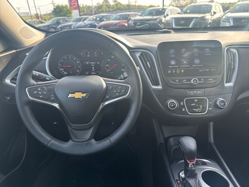 Used 2024 Chevrolet Malibu RS FWD image 23