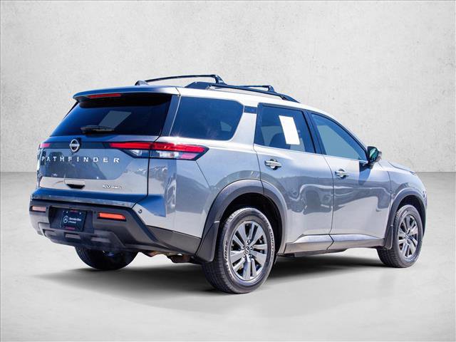 Used 2022 Nissan Pathfinder SV image 5