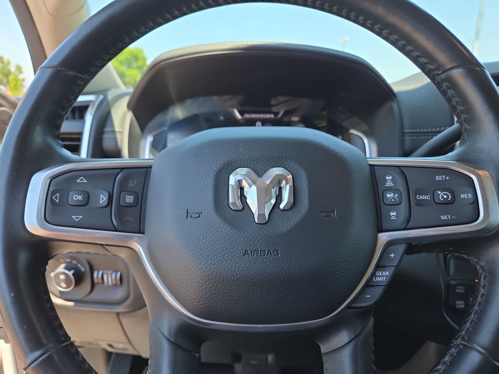 Used 2024 RAM 2500 Laramie w/ Safety Group AWD/4WD image 23