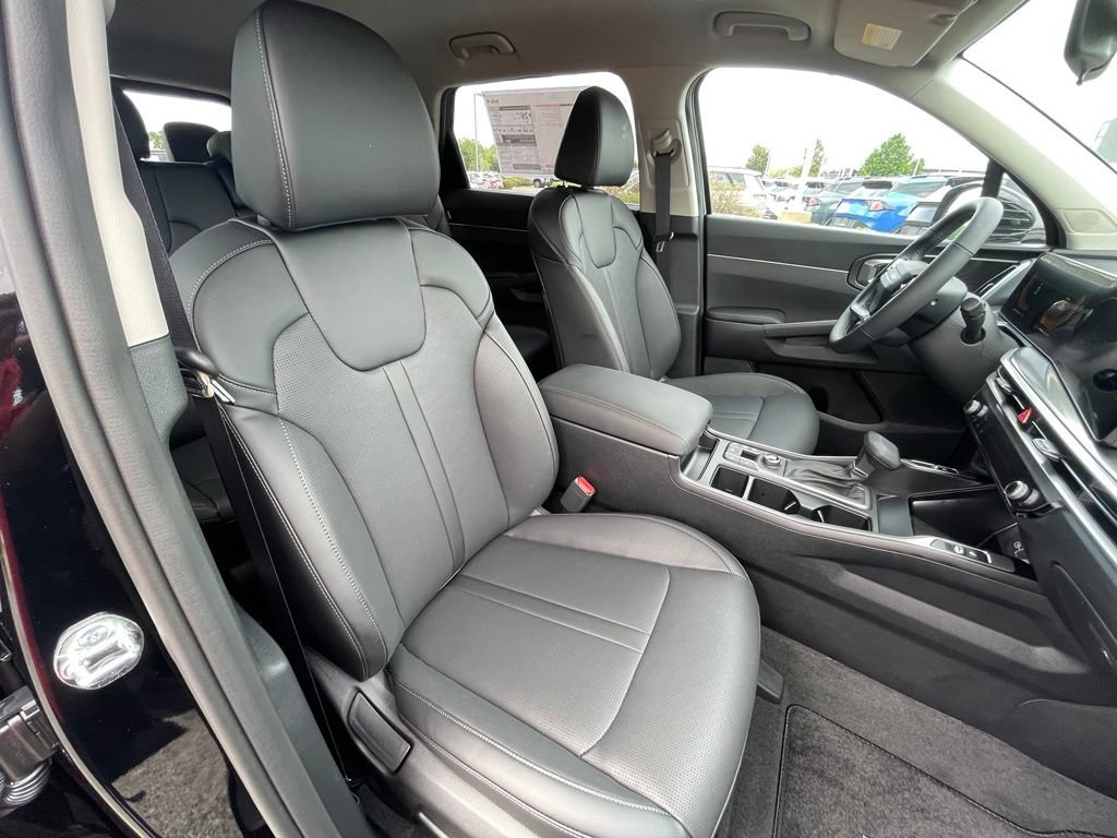 New 2026 Kia Sorento S FWD image 31