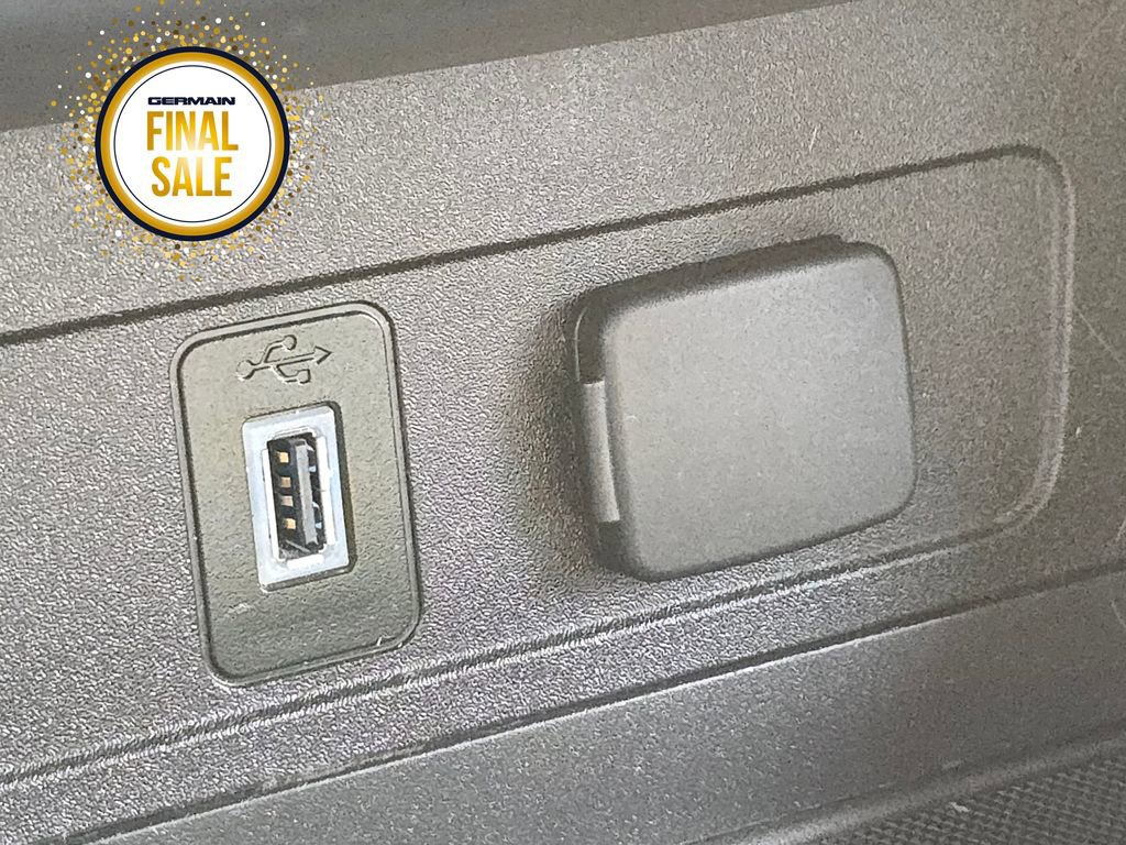 Used 2017 Ford Escape Titanium image 30