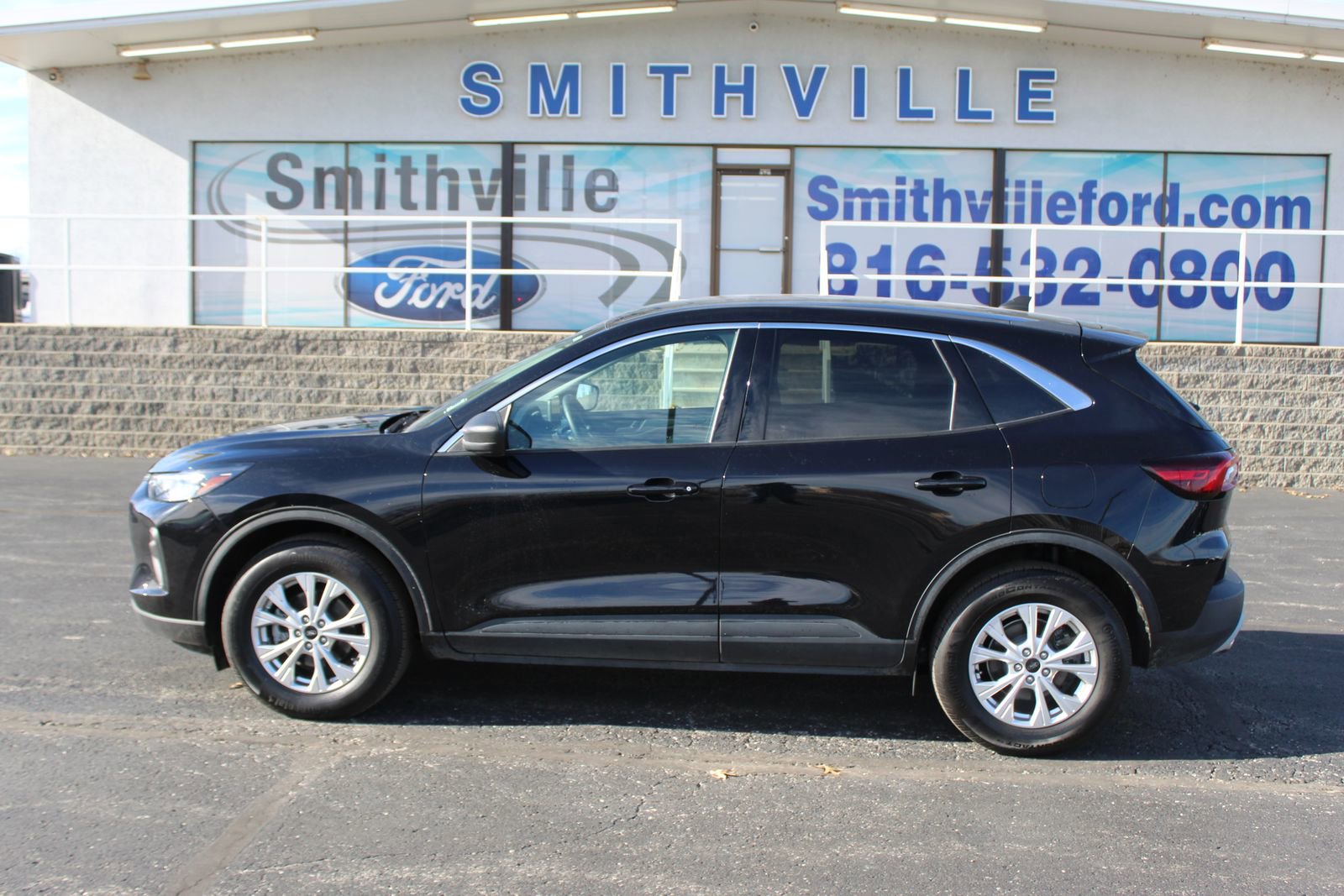 Used 2023 Ford Escape Active image 4