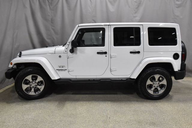 Used 2017 Jeep Wrangler Unlimited Sahara w/ Max Tow Package image 5