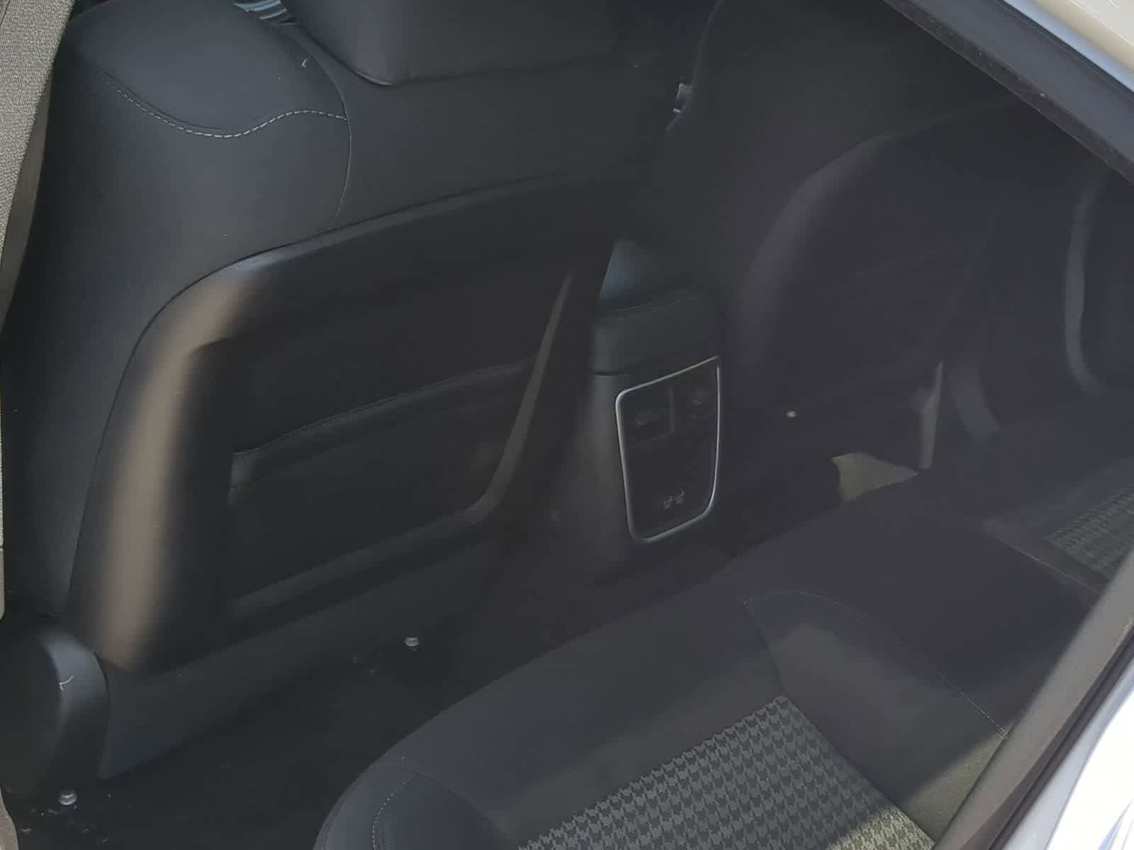 Certified 2023 Dodge Charger R/T w/ Technology Group RWD image 18
