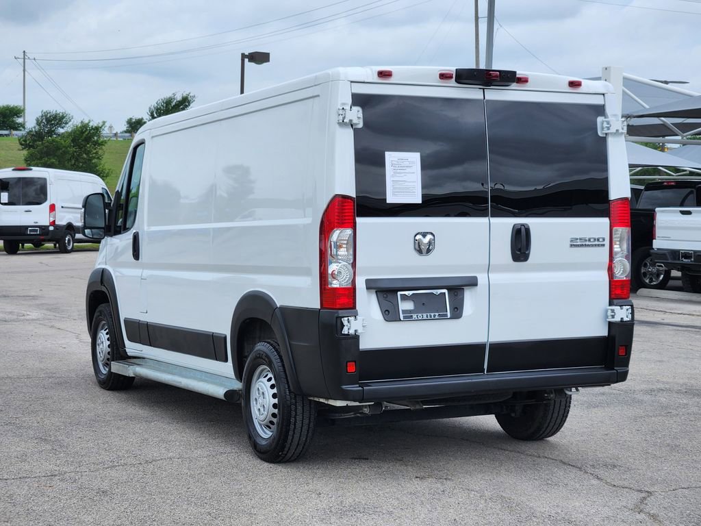 Used 2025 RAM ProMaster 2500 w/ U-Haul Equipment Group FWD image 7