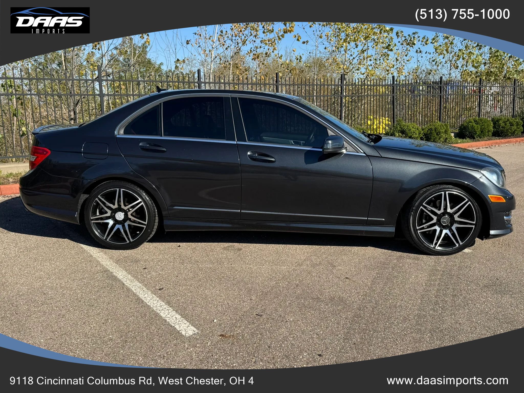 Used 2013 Mercedes-Benz C 300 4MATIC Sedan image 4