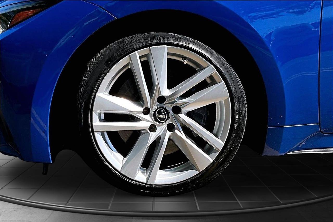 Used 2021 Lexus IS 300 w/ Accessory Package RWD image 34