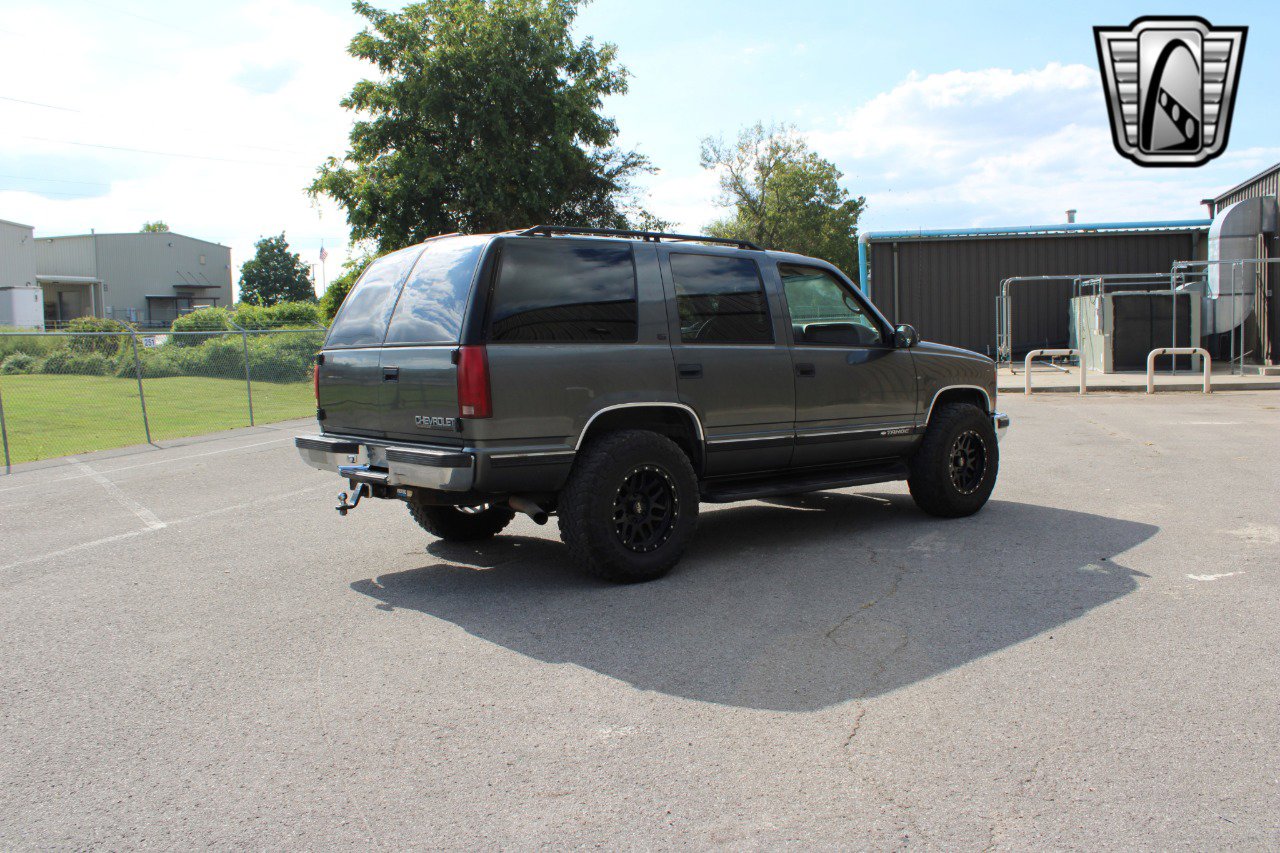 Used 1999 Chevrolet Tahoe Z71 w/ Preferred Equipment Group image 20