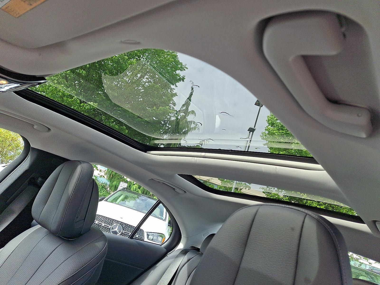 New 2026 Mercedes-Benz E 450 4MATIC Sedan image 12