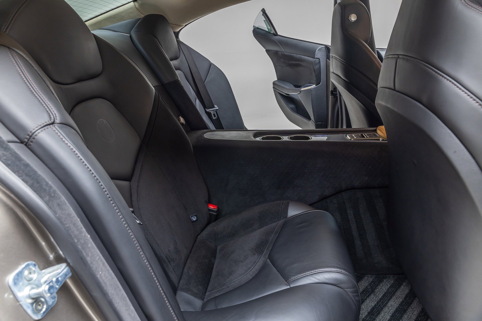 Used 2012 Fisker Karma EcoSport image 28