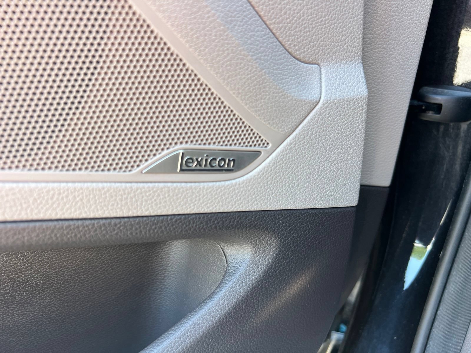 Used 2019 Genesis G80 3.8 w/ Sport Package 02 AWD/4WD image 27