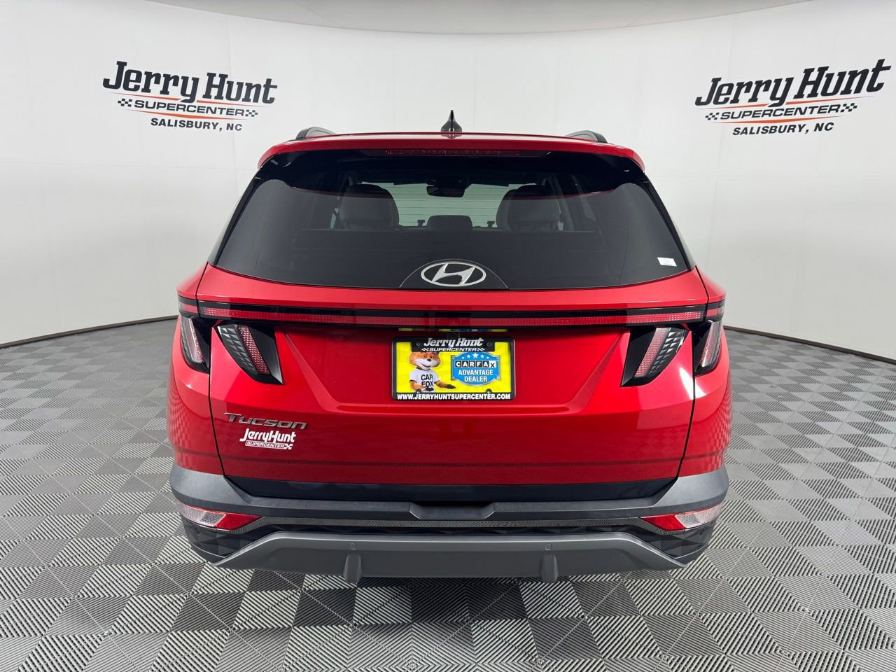 Used 2022 Hyundai Tucson Limited w/ Cargo Package FWD image 7