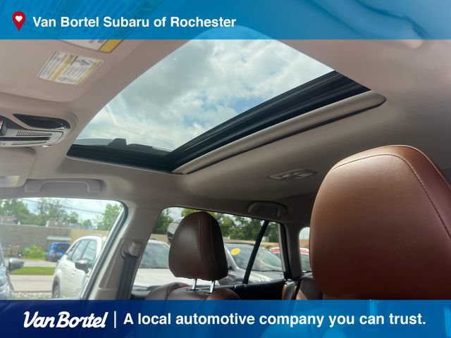 Used 2025 Subaru Outback Touring AWD/4WD image 24