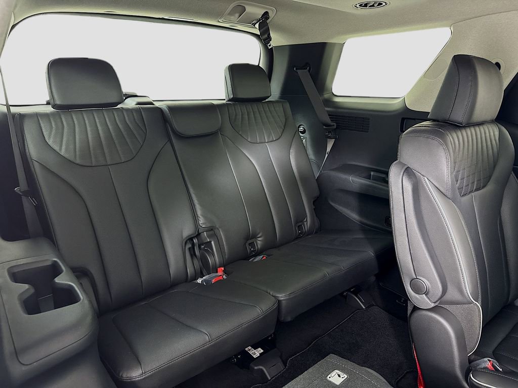 Used 2023 Hyundai Palisade Limited image 28
