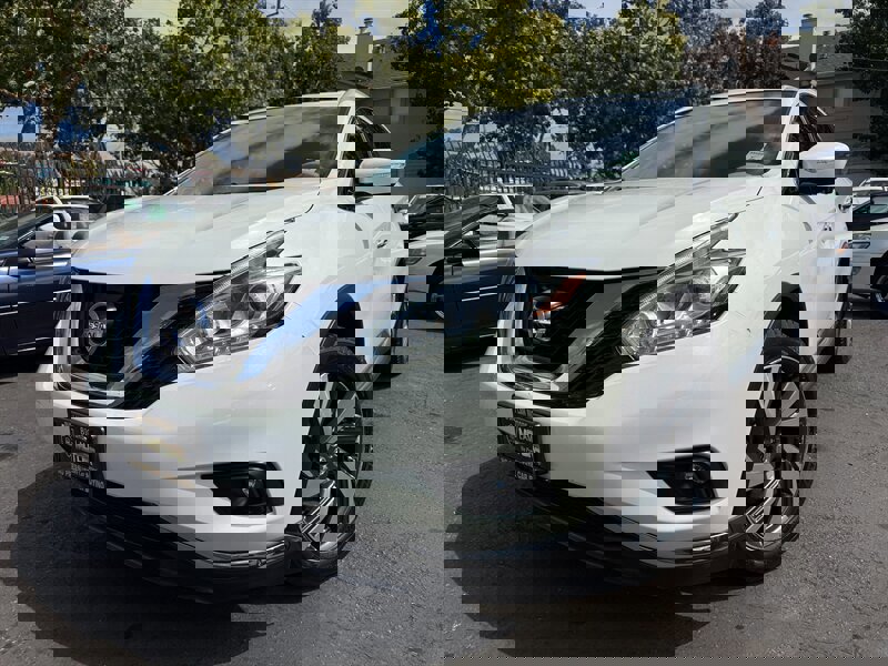 Used 2015 Nissan Murano Platinum w/ Platinum Technology Package image 1