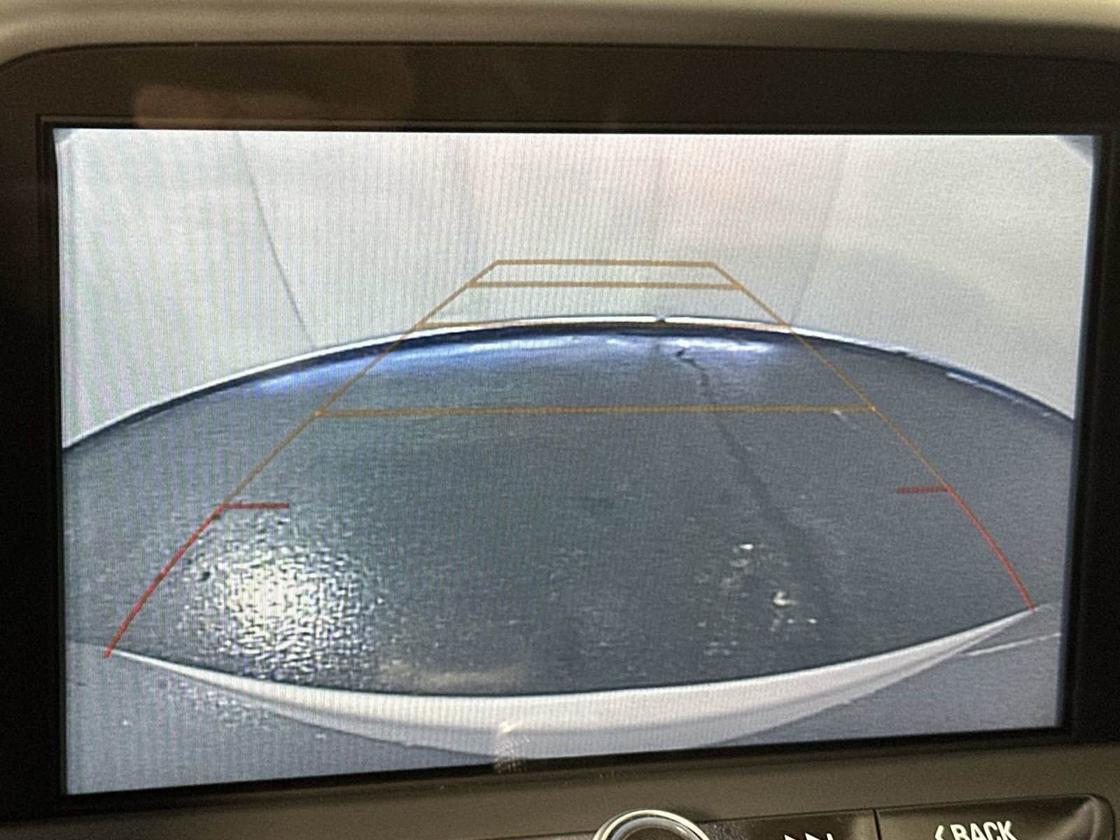 Used 2018 Chevrolet Camaro LT image 17