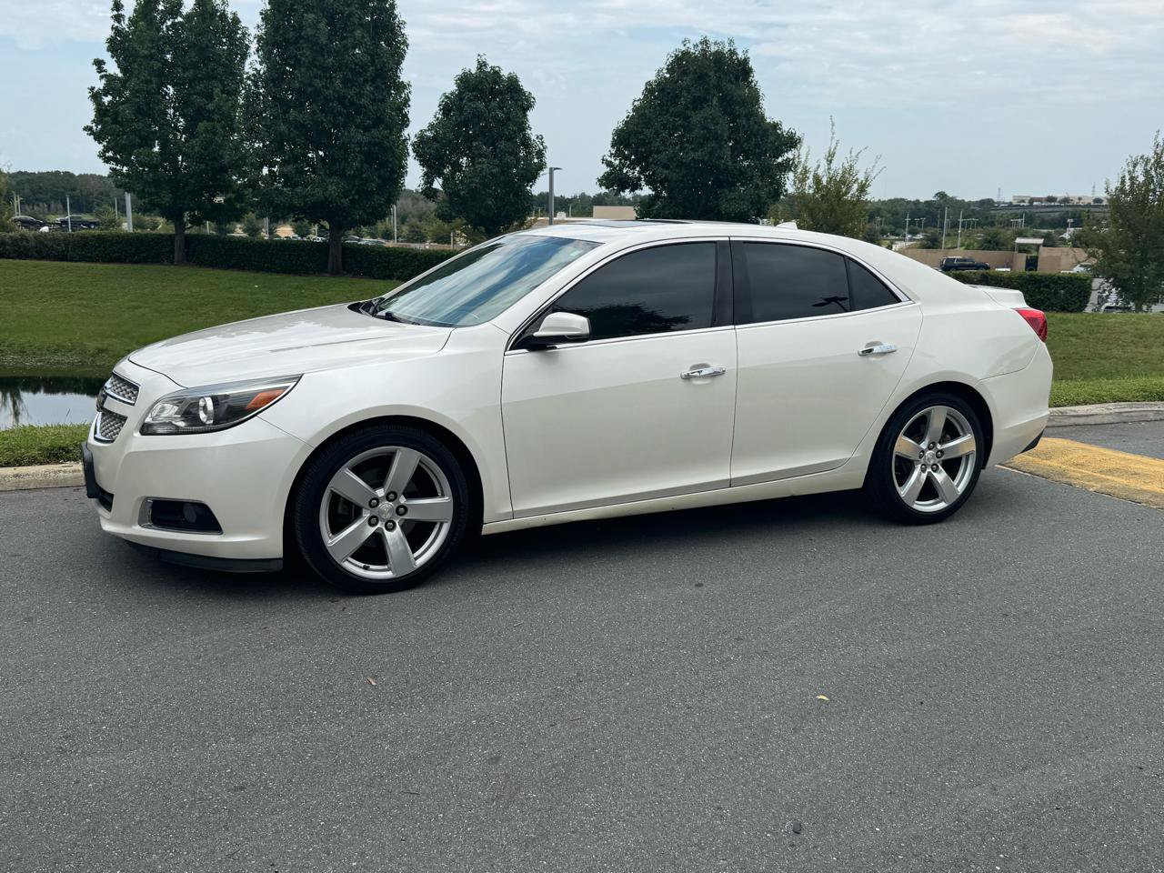 Used 2013 Chevrolet Malibu LTZ FWD image 5