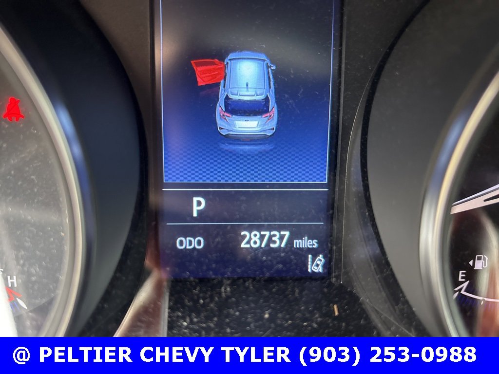 Used 2022 Toyota C-HR XLE image 21