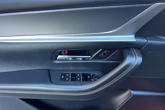 Certified 2025 MAZDA CX-70 Plug-In Hybrid w/ Premium Plus image 12