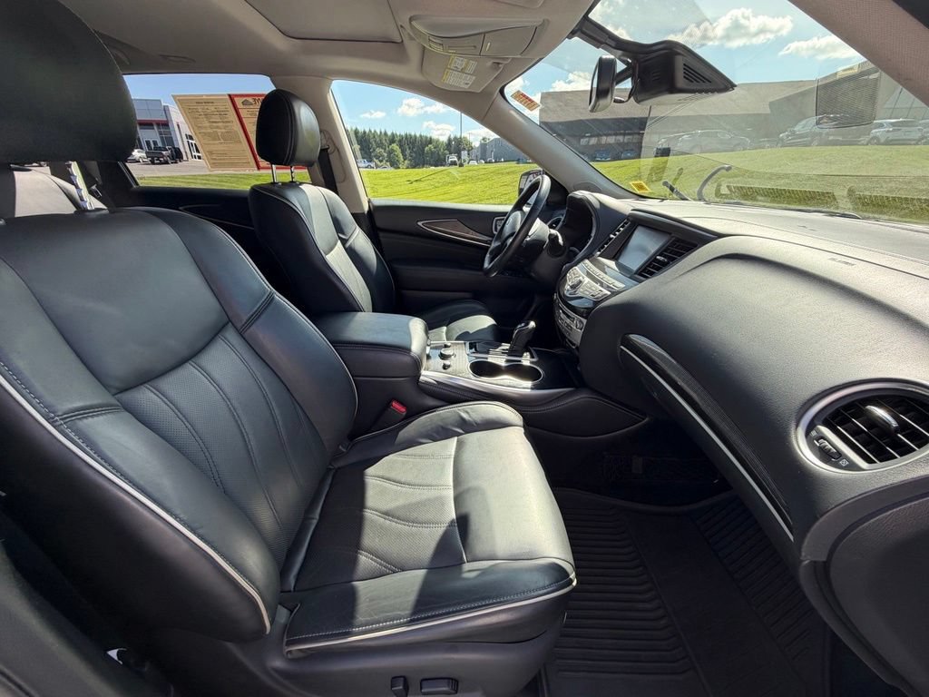 Used 2019 INFINITI QX60 Luxe w/ Essential Package AWD/4WD image 38