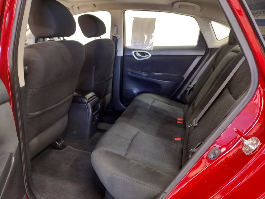 Used 2014 Nissan Sentra SR w/ Premium Package FWD image 26