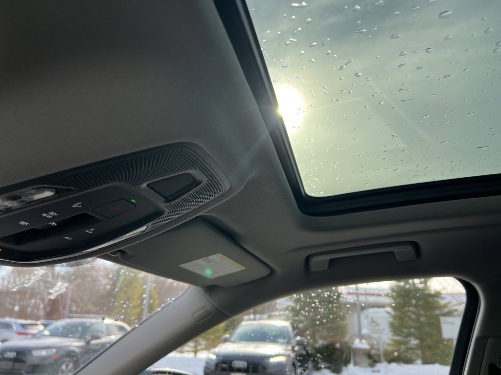 Certified 2025 Audi Q5 Premium image 62