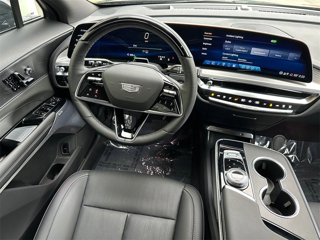 Used 2025 Cadillac Lyriq Sport image 17