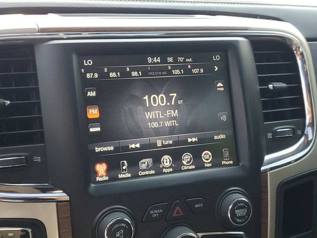 Used 2017 RAM 1500 Laramie AWD/4WD image 25