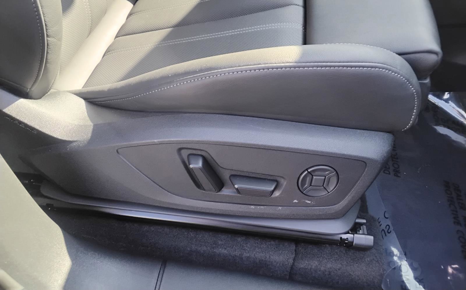 Certified 2025 Audi Q6 e-tron Premium Plus w/ Premium Plus image 27