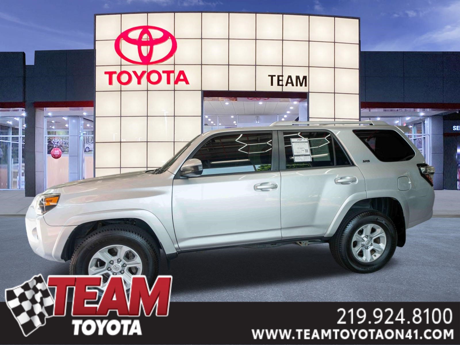 Used 2018 Toyota 4Runner SR5 AWD/4WD image 1