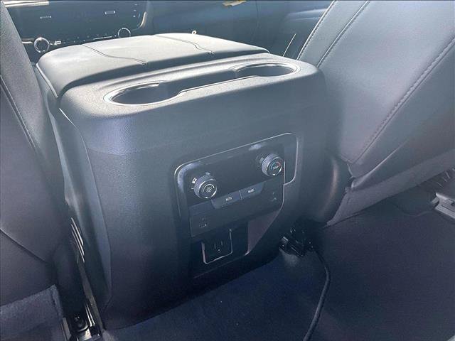 Used 2025 Chevrolet Tahoe LT RWD image 25
