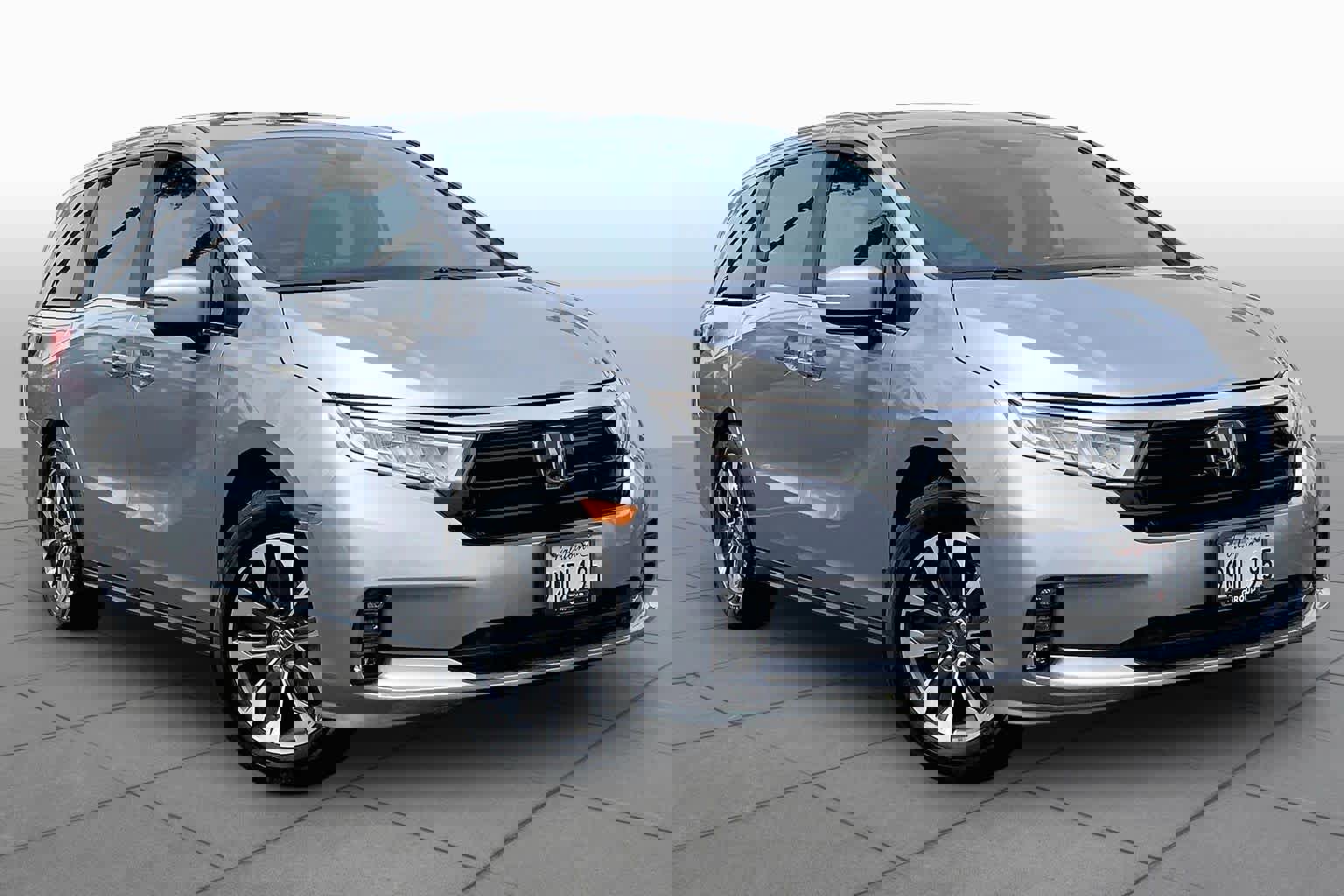 Used 2024 Honda Odyssey EX-L image 2