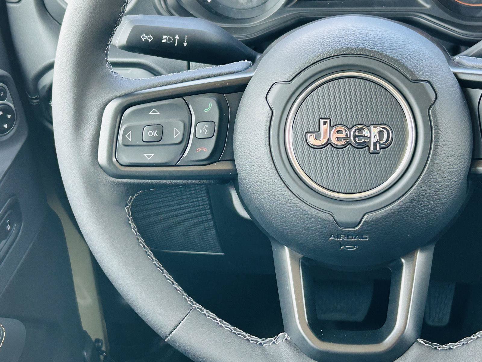 New 2026 Jeep Gladiator Sport AWD/4WD image 15