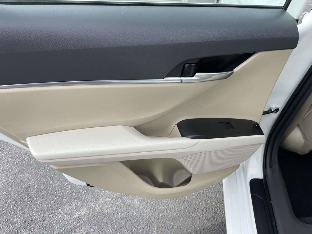 Used 2024 Toyota Camry LE image 22