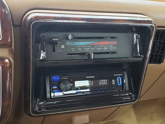 Used 1990 Ford Bronco AWD/4WD image 25