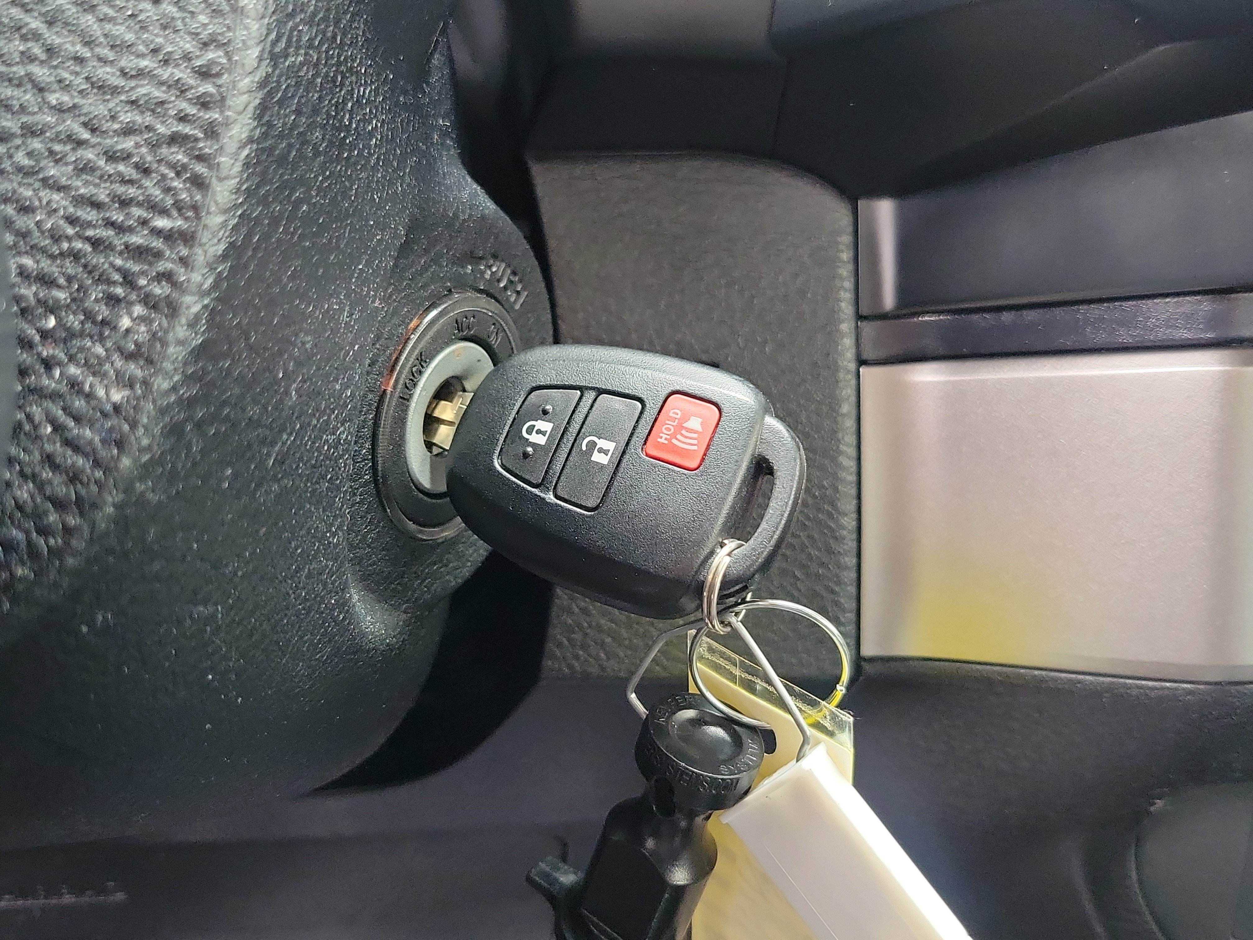 Certified 2023 Toyota Tacoma SR image 28