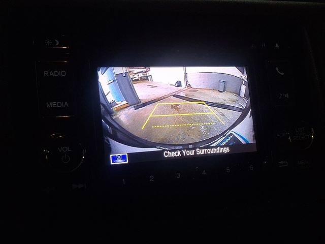 Used 2022 Honda HR-V LX image 17
