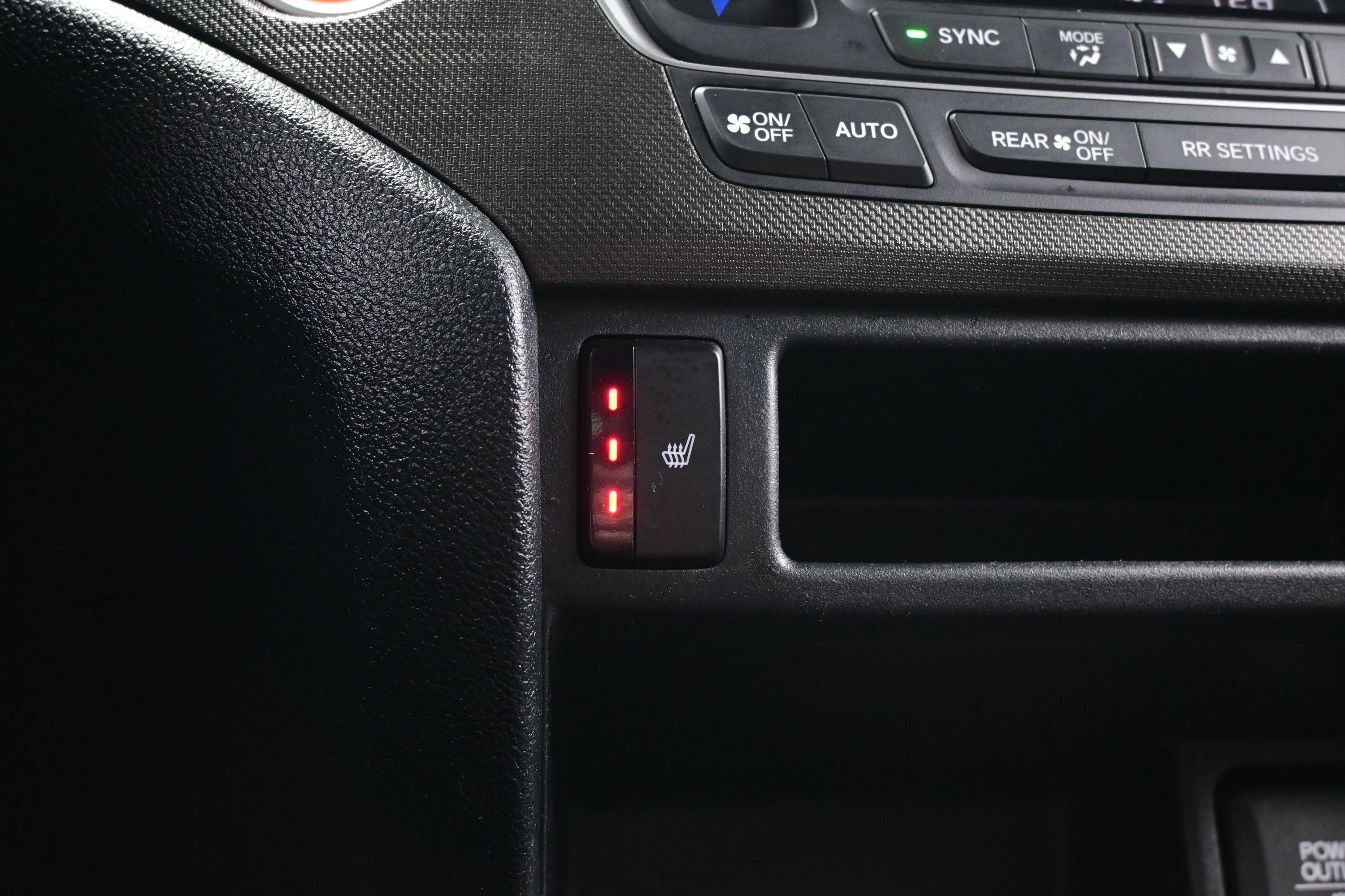 Used 2022 Honda Pilot TrailSport image 23