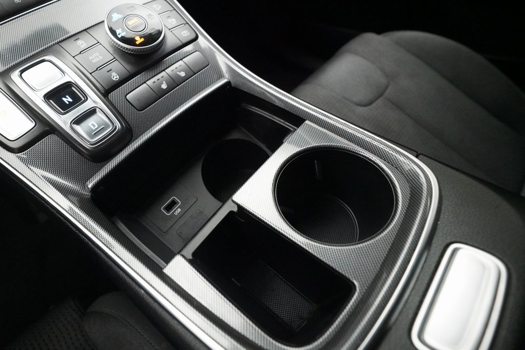 Used 2021 Hyundai Santa Fe SEL image 16