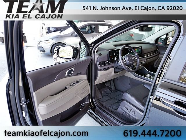 Certified 2025 Kia Carnival EX FWD image 38