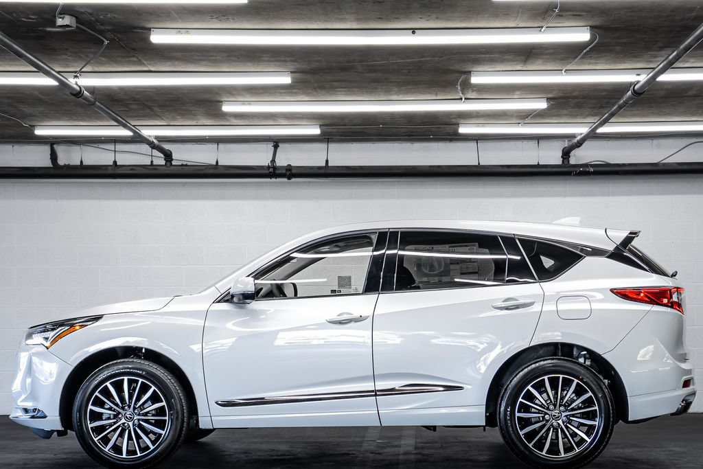 New 2026 Acura RDX w/ Advance Package AWD/4WD image 2