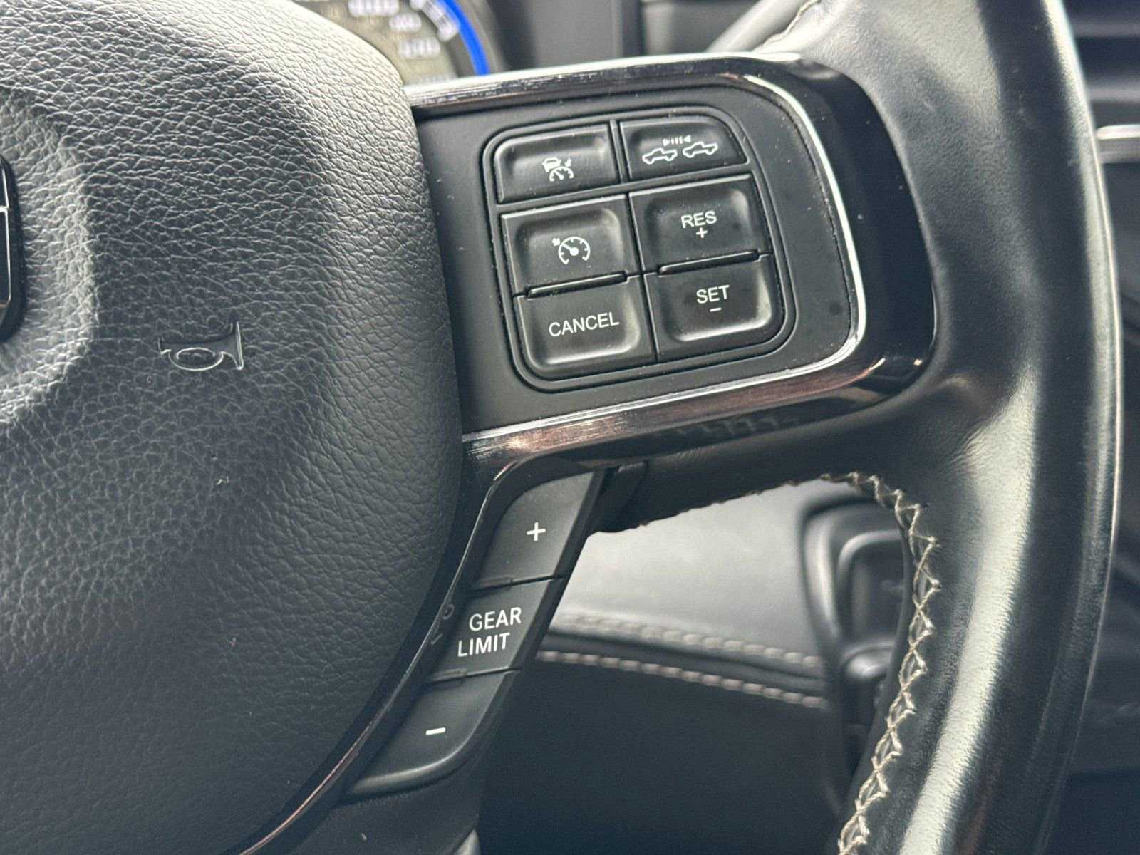 Used 2022 RAM 3500 Limited image 34