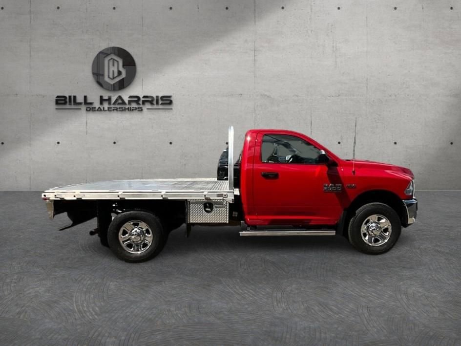 Used 2018 RAM 3500 Tradesman w/ Power & Remote Entry Group AWD/4WD image 4