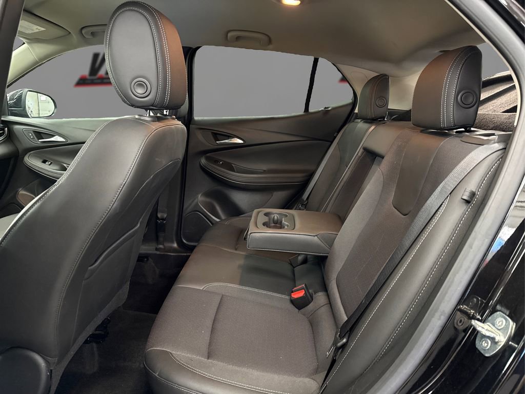 Used 2023 Buick Encore GX Select AWD/4WD image 10