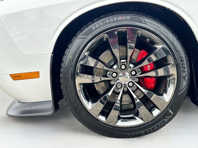 Used 2014 Dodge Challenger SRT8 RWD image 34