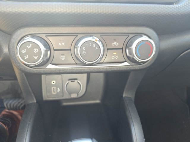 Used 2024 Nissan Kicks S image 15