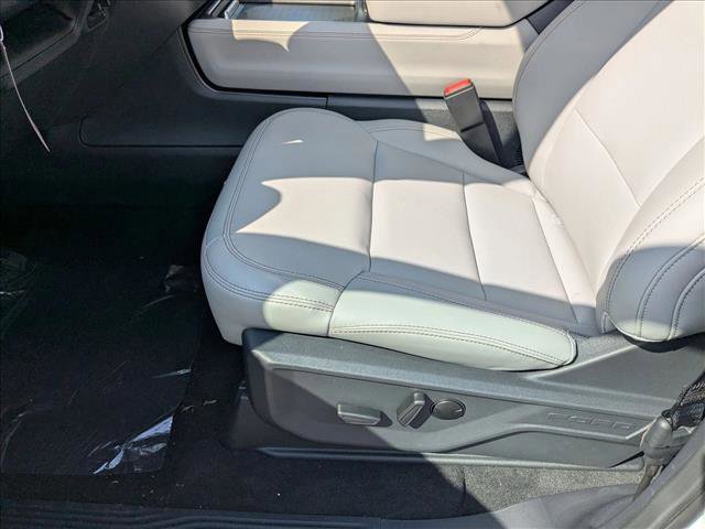 New 2025 Ford Expedition Max Active image 4