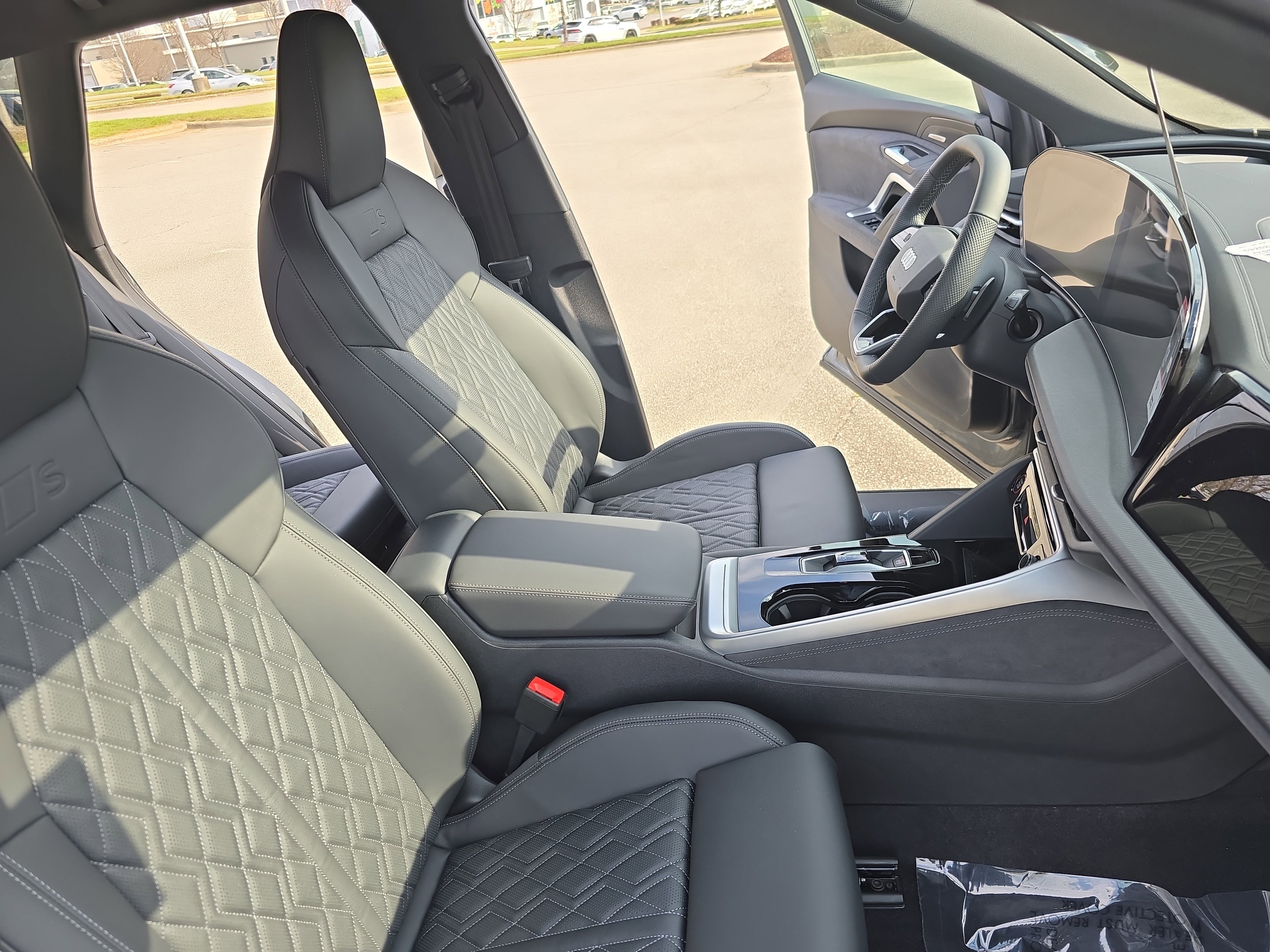New 2026 Audi SQ5 Premium Plus image 10