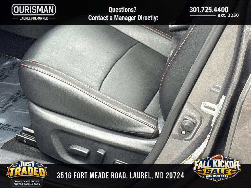 Used 2025 Nissan Sentra SR w/ SR Premium Package FWD image 7